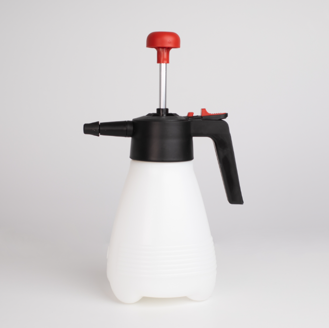 Spartan X-12 - 5-Gallon Pail with Pump Sprayer